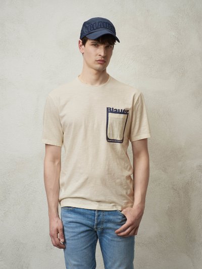 CAMISETA CON PEQUENO BOLSILLO